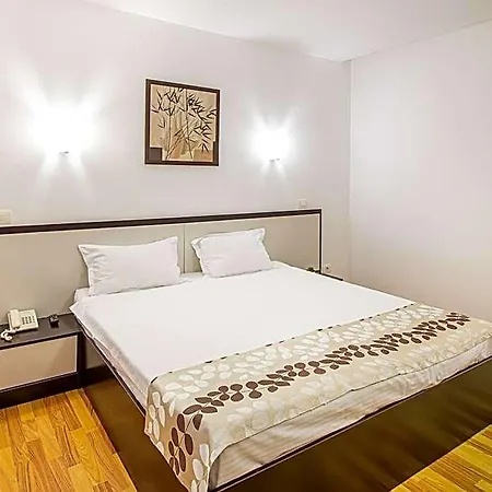 Anina Hotel Constanţa